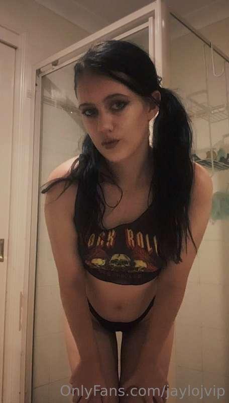 Promo pics but posting here anyways😋
