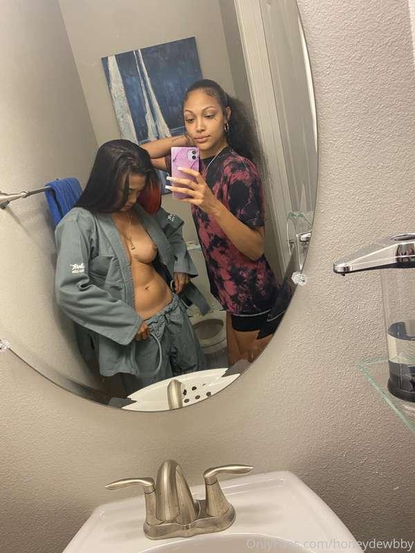 @remy_bo0  getting changed in between clips at her shoot wit..