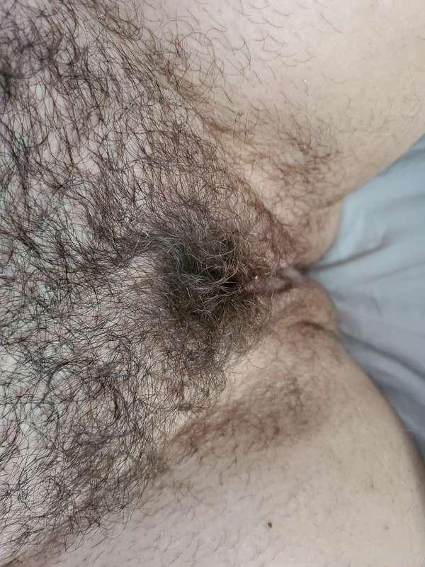 8 different HD close up pictures of my bush and pussy!