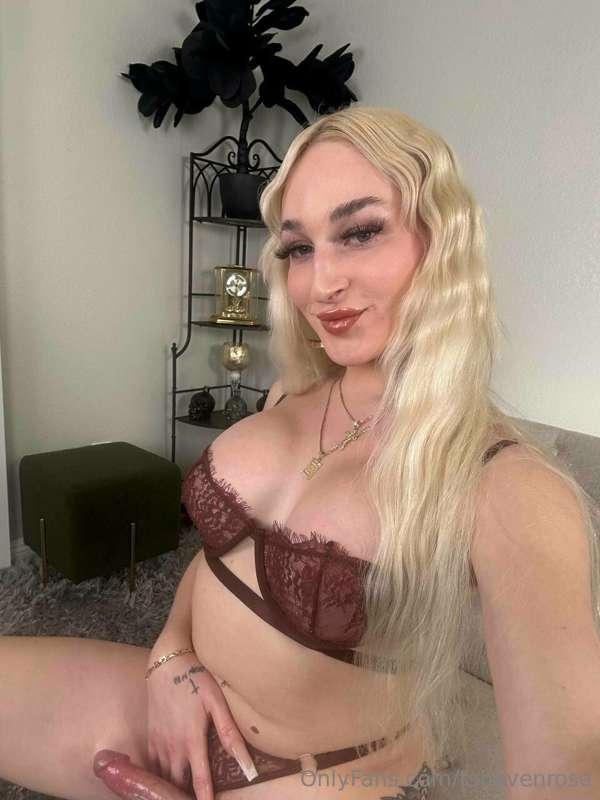 Are you too scared to let me rate your cumshot lol? 👀