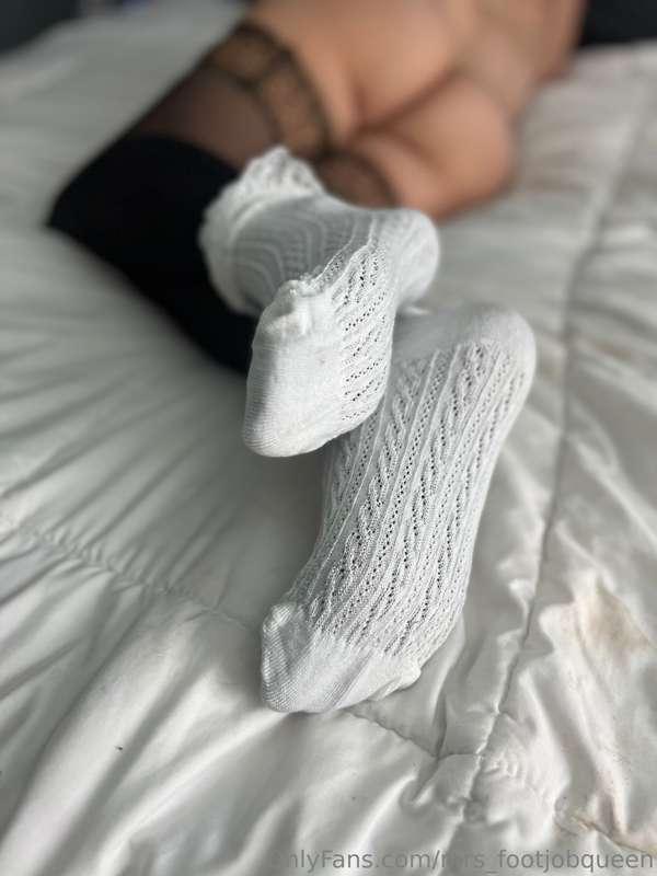 mrs_footjobqueen image #6