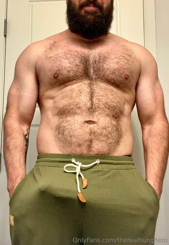Getting ready for the day 😏