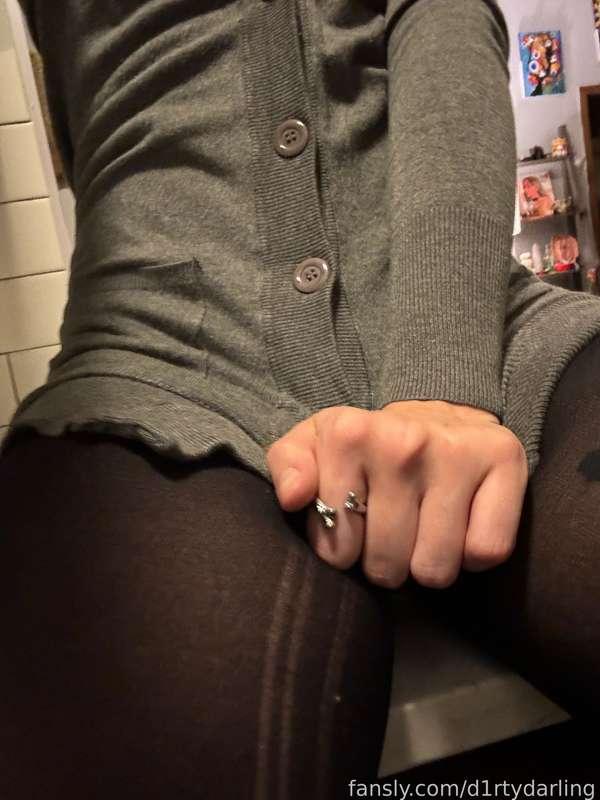 Shy to slutty! Take a peek at my perfect pussy! #pussylips #flashing #meatypussy #shyslut