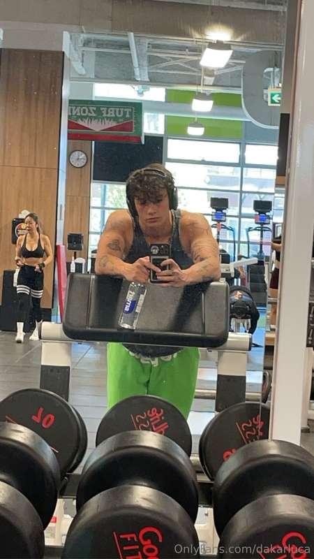✅ arms