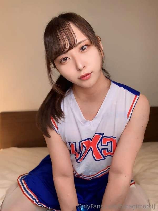 Femboy cheerleader🌸💕