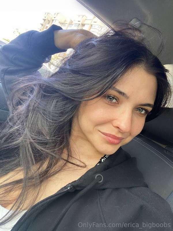 I could suck the shine off a Cadillac 😈