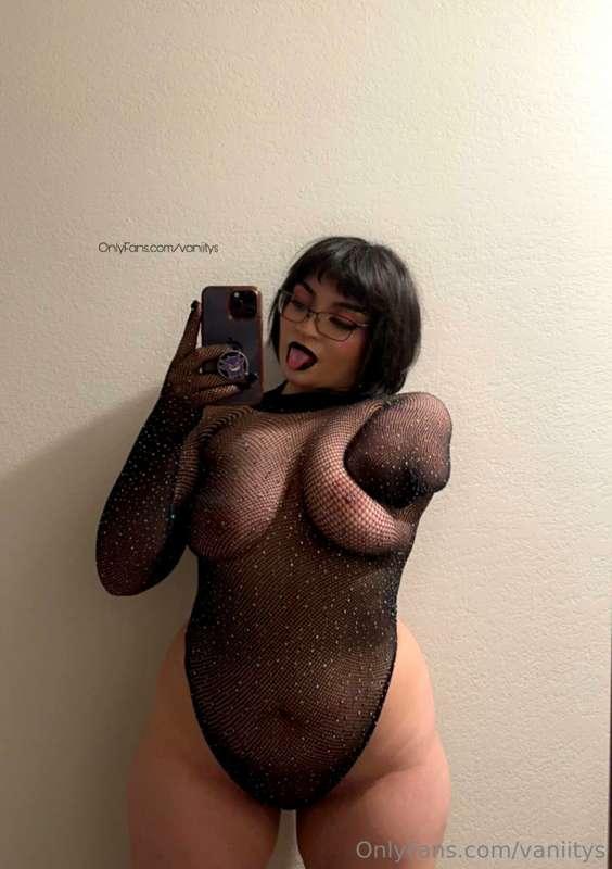 Sheer thickness 😏😏😏