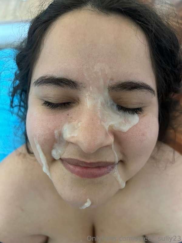 🥵 me encanta cuando me dejan la carita llena de leche🥵🥵