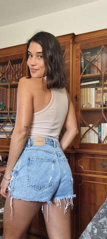 # Can I milf like me fix your Monday blues?
