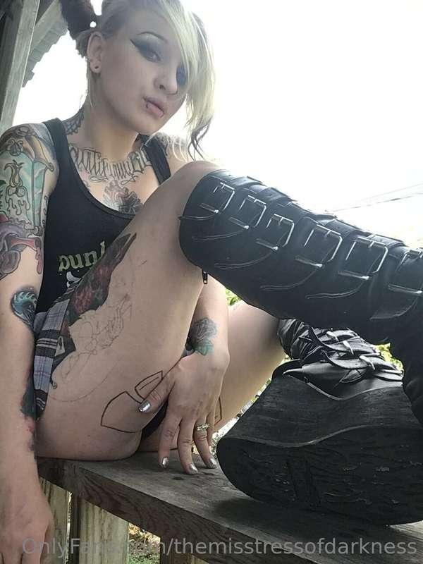 themisstressofdarkness image #6