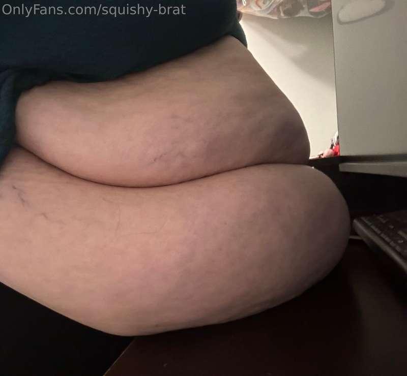 Video to check where my weight is and some jiggles this even..