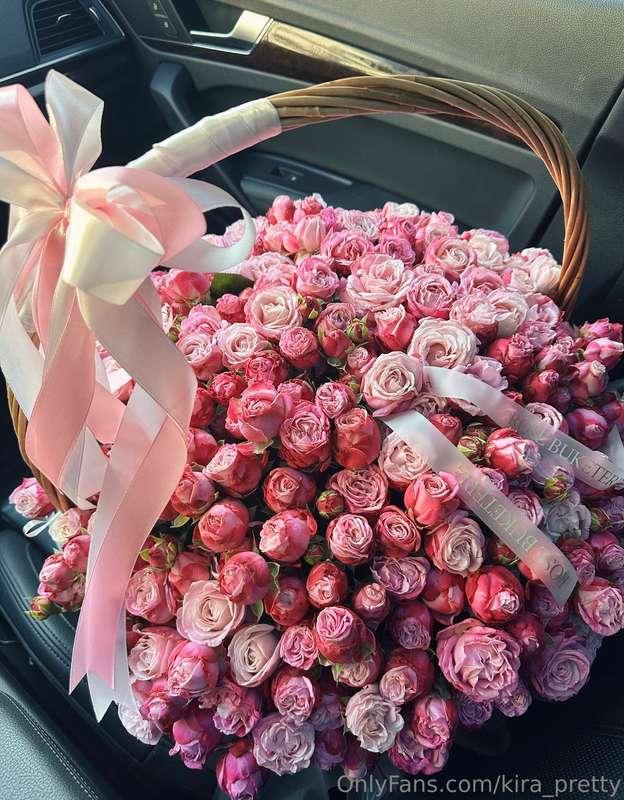 Today my day became brighter thanks to this stunning bouquet..