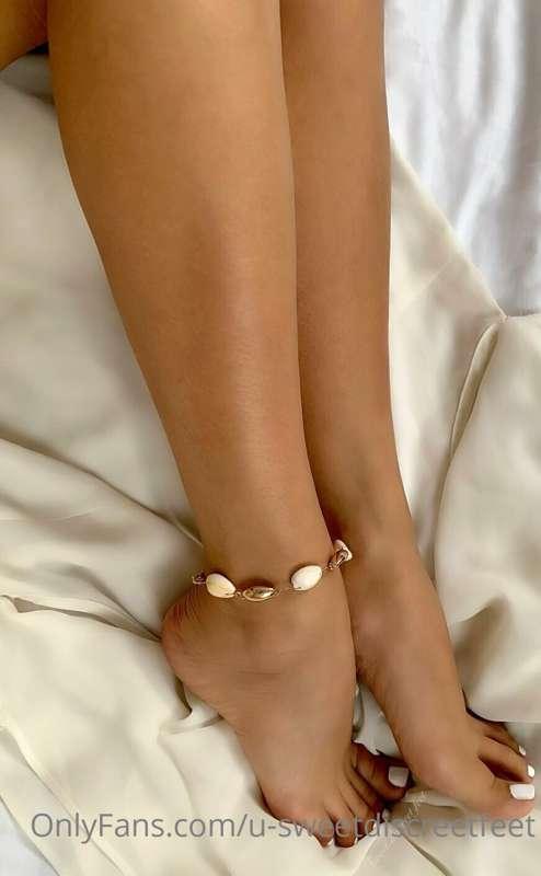 My new anklet for summer 🐚