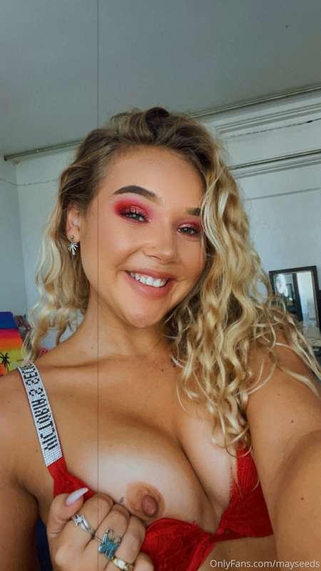 Like my new bra?🍒