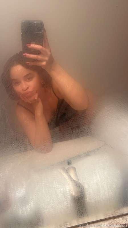 ✨Tease Central✨
See something you like 😏💕


#fyp #shower #fog #tease #cutie #mirrorpic #bubblebutt #petite #smallboobs #bisexual #multiracial