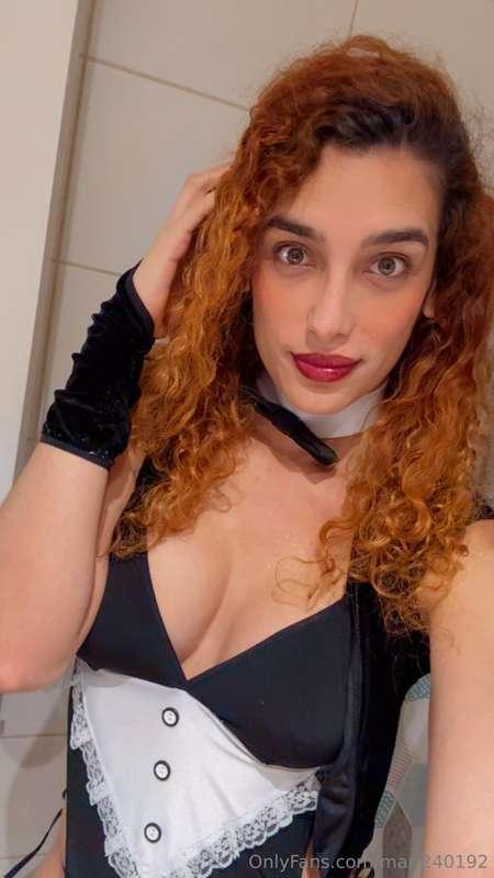 Acá solita caliente 