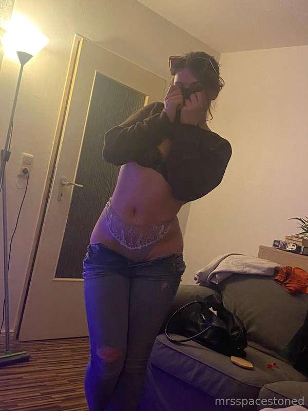 Hello ✌️ ja ich bin die Freundin von euch allen Weißt du war..