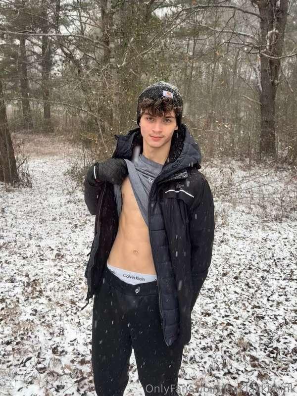 It’s so cold outside 😈