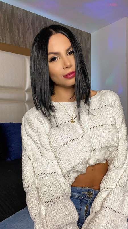 julianacandy main image