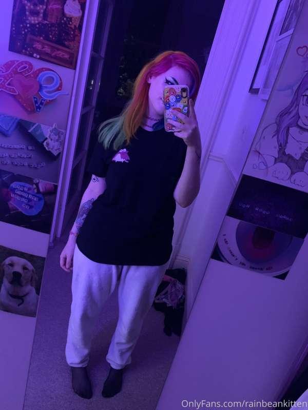 swipe to take off my comfies🥺✨