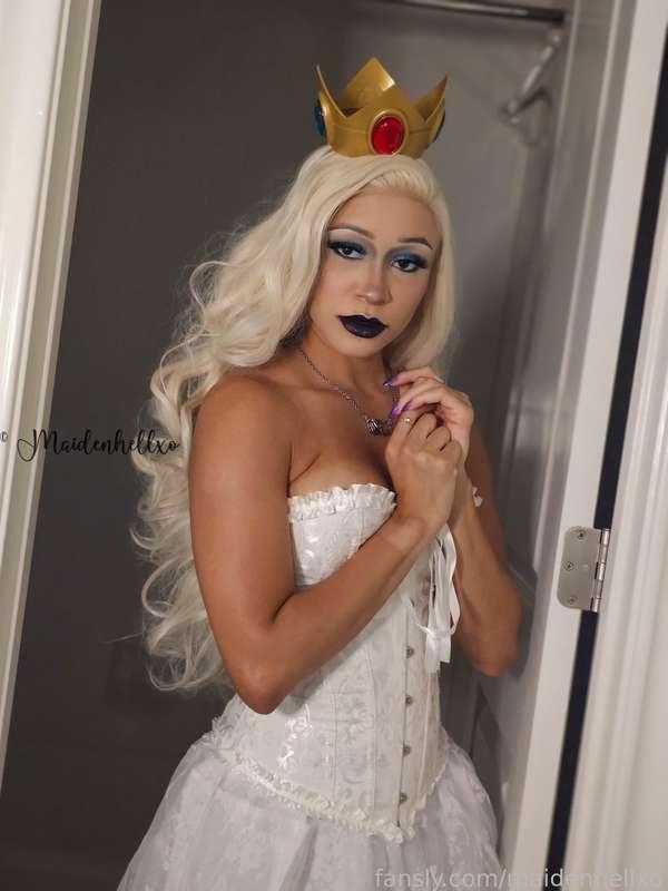maidenhellxo image #1