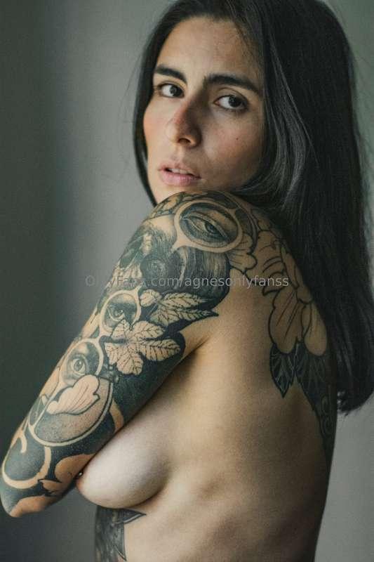 I am sweeter than sugar and hotter than fire ❤️‍🔥