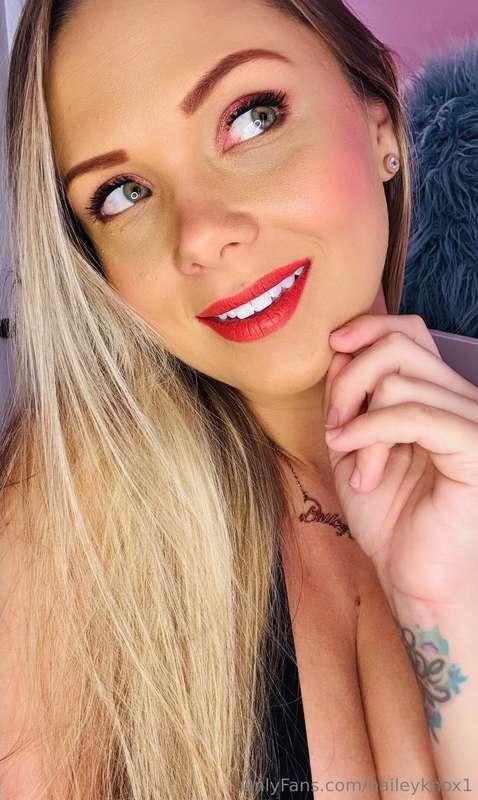 Thinking of you makes me smile! ☺️😍
