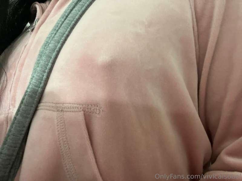 Cold weather has me nippin 😯