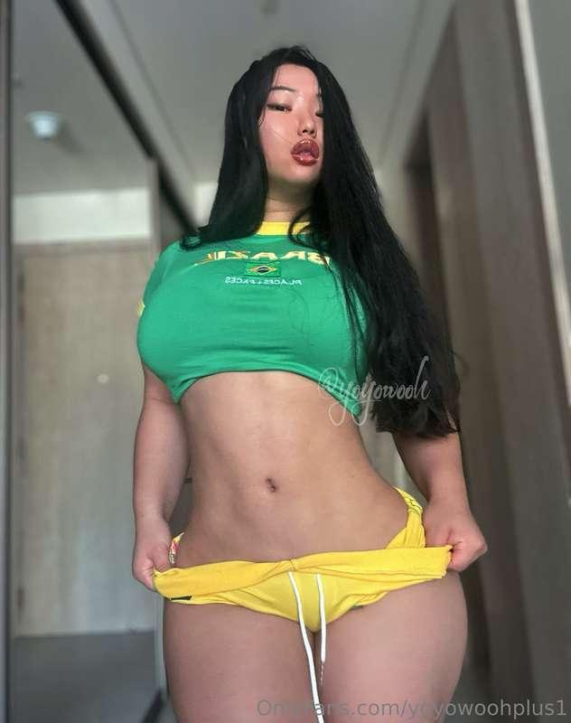 😜NEW😜 Should I remind you how juicy my pussy is by sending y..