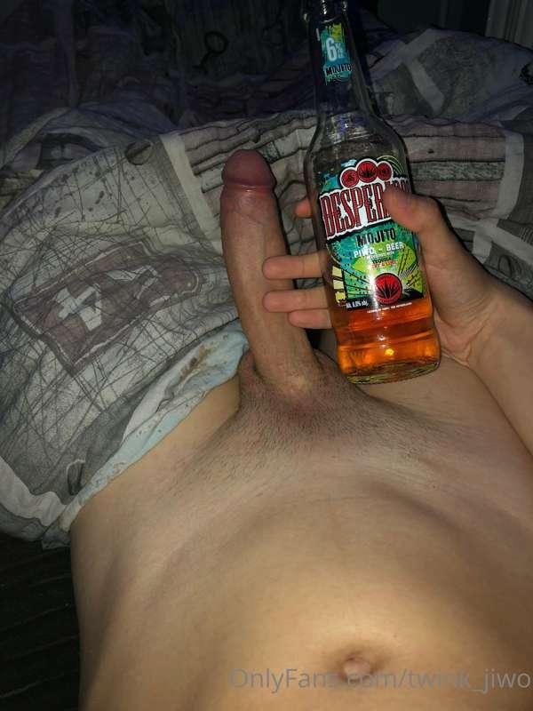 Finally chillin after hard day 🥰 Would you like to join me, ..