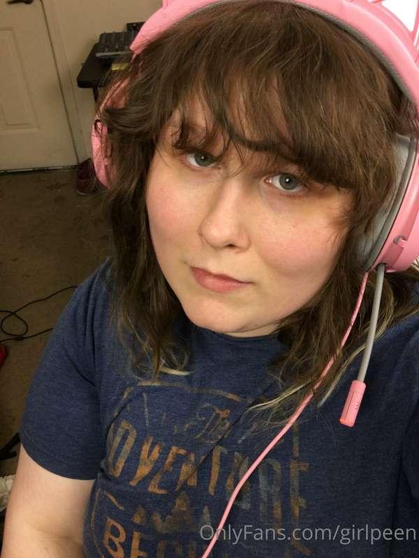 me, between cod matches~ <3