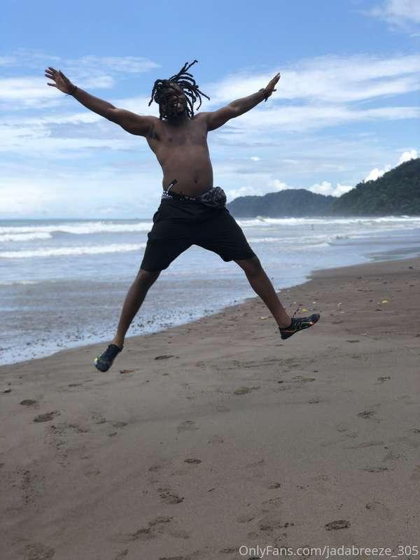 Gotta Live in the moment.... take trips‼️😎 #CostaRica