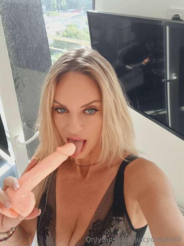 🍆😈