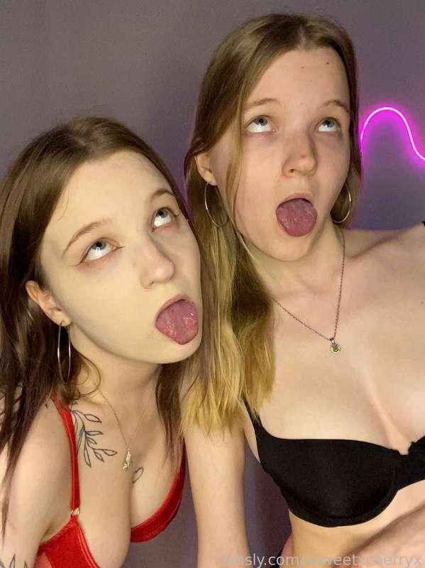 What are you looking at, breasts or tongue?


😺#fyp #boobs #bra #twins #cute #underwear #bigtits #natural #ahegao #teen #18 🦊