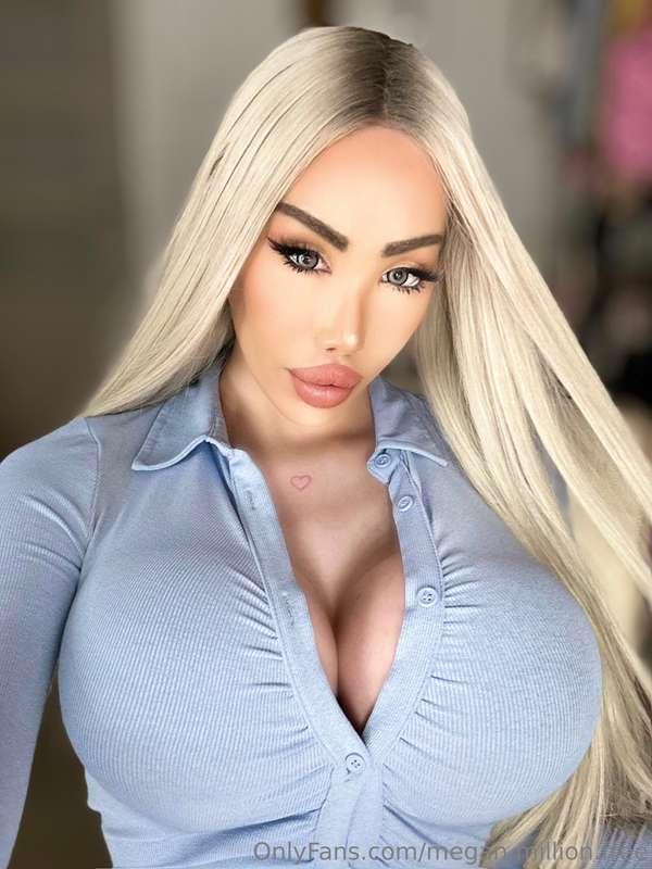 Swipe to open my top and get a platinum month in your DMs 💎💖