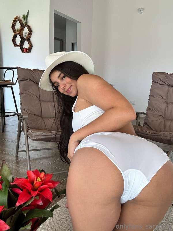 I like to be spanked 😳🤭