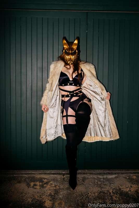 Spoooki season babies 😈