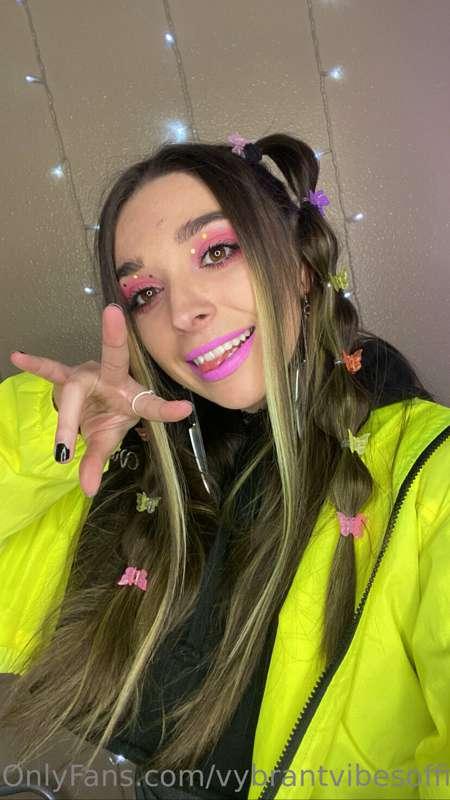 Look into my eyes 👀😜💓