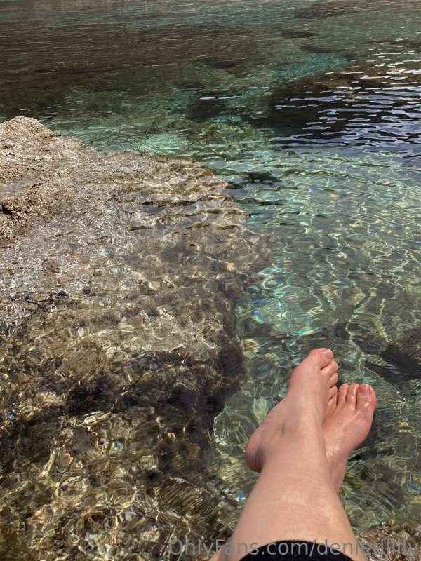 deniedlilly image #0