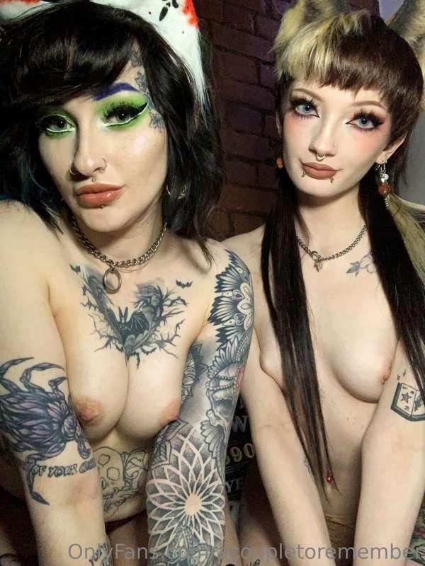 acoupletoremember image #0