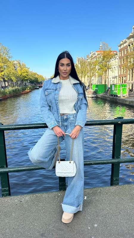 A walk in the fresh air 💚💙 The mood is just incredible 😇