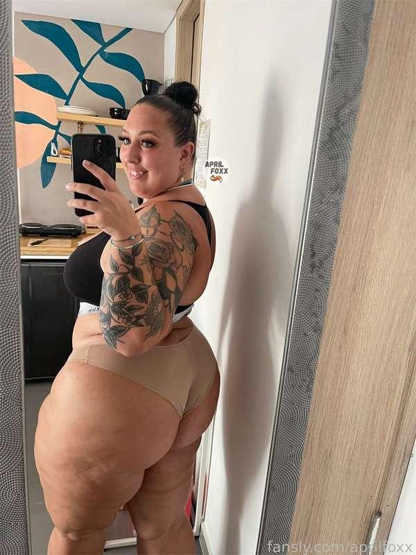 &lt;3

#custom #squirt #sexy #pussy #dildo #bigass #outdoor #fetish #blowjobs 