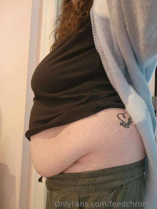 Some rare pics of what I'm looking like empty these days 🥴 p..