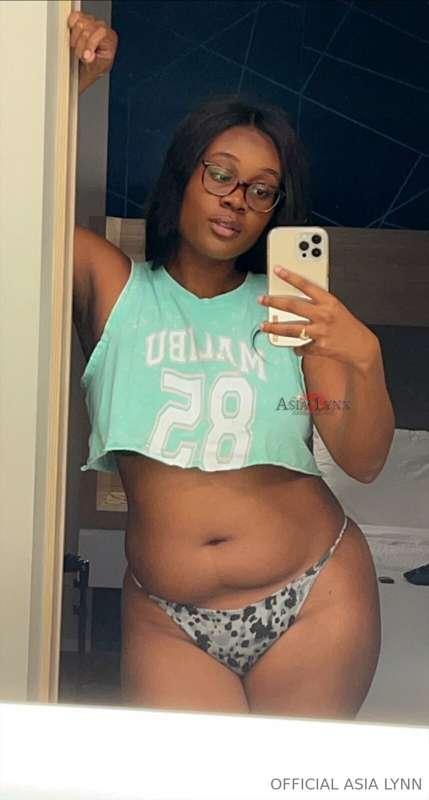 # hot girl 😛
@xasialynnx