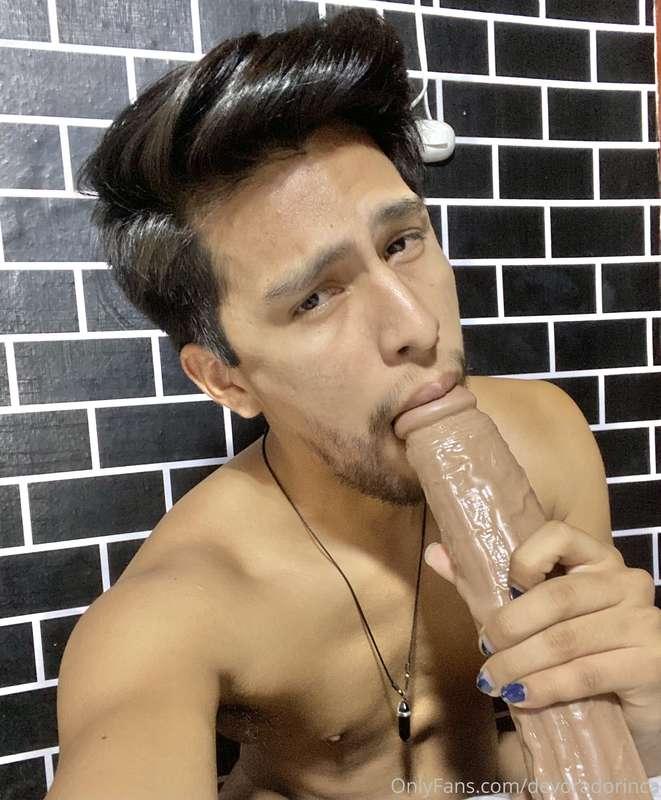 😈