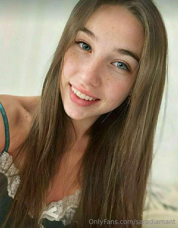 @aminashy she wants to cum with you ! you'll enjoy her juicy..
