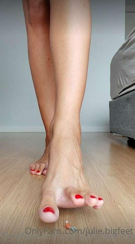 10-min giantess roleplay 🔥If my tiny slaves don't do a good ..