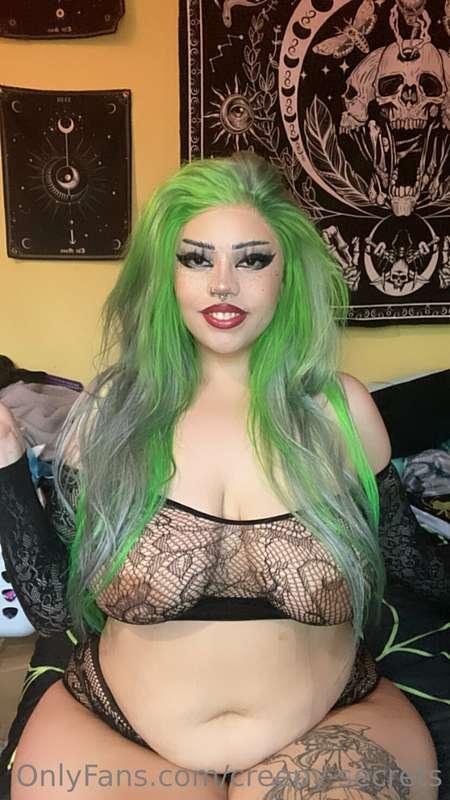 Do you like me in lace?