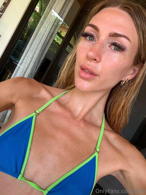 meet me by the pool?