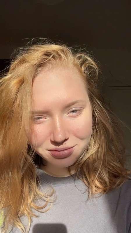 redheadalana image #1